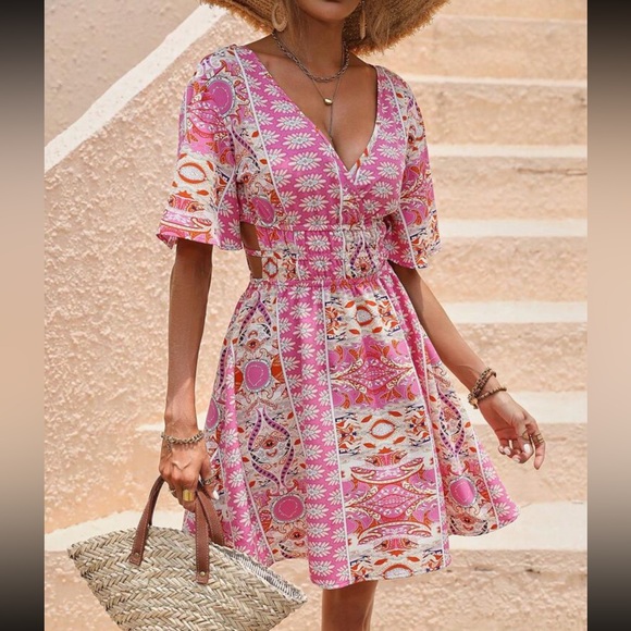 Boho floral print butterfly sleeve tie back dress - Picture 10 of 16